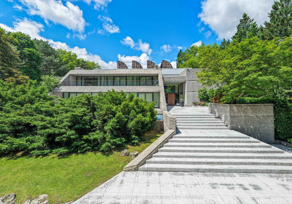 30-high-point-road-toronto-north-york-ontario-c13723534