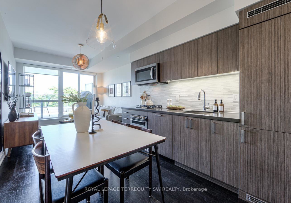 501-st-clair-avenue-w-toronto-toronto-ontario-c13723834