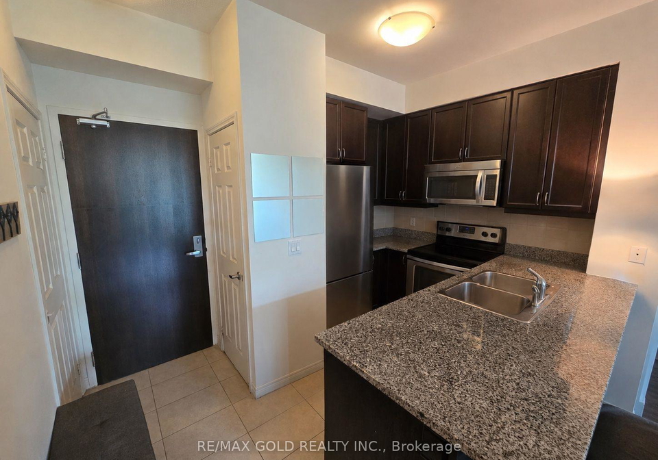25-lower-simcoe-street-toronto-toronto-ontario-c13723848