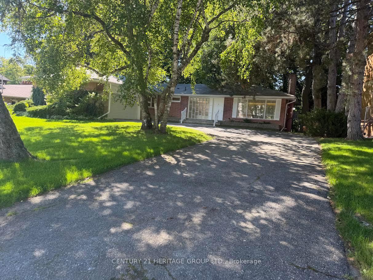 17-hi-mount-drive-toronto-north-york-ontario-c13724392
