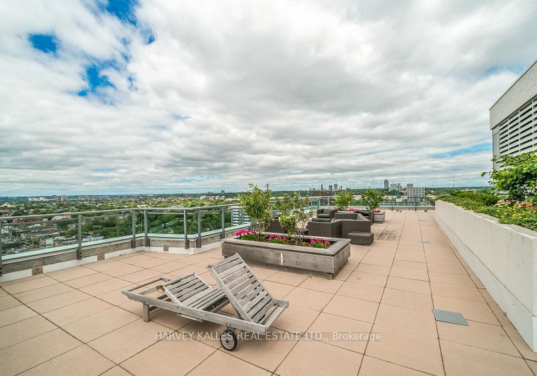 736-spadina-avenue-toronto-toronto-ontario-c13724538