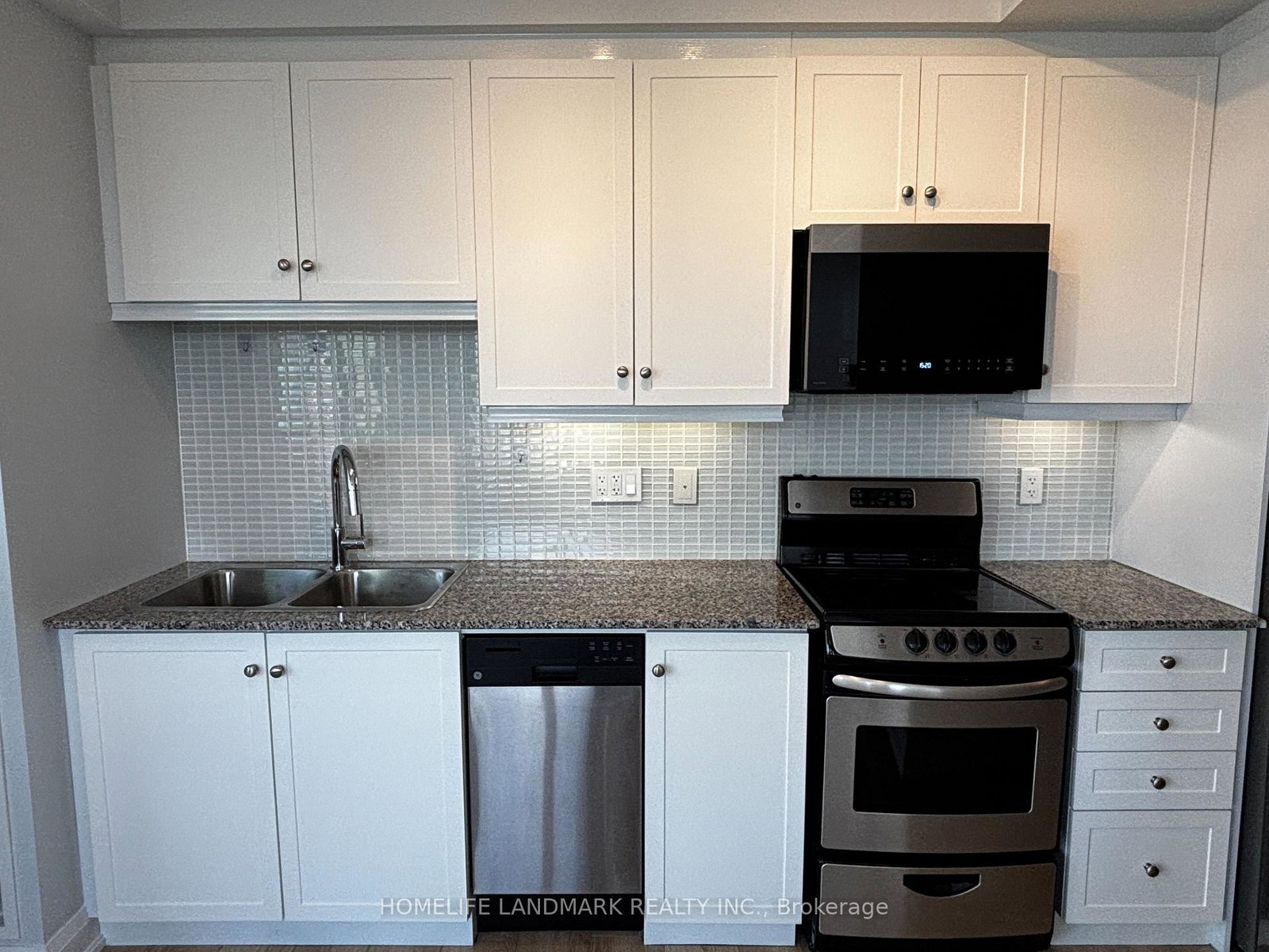 68-canterbury-placeway-toronto-toronto-ontario-c13724556