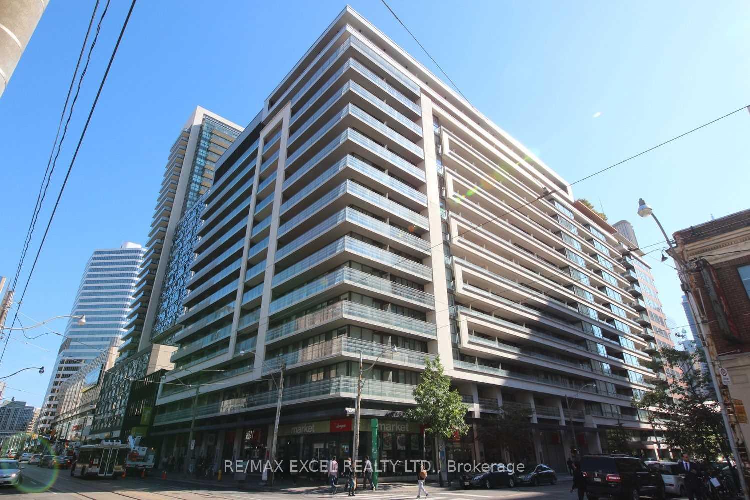 111-elizabeth-street-toronto-toronto-ontario-c13724604