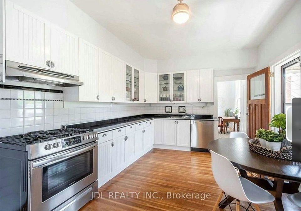 137-denison-avenue-toronto-toronto-ontario-c13724610