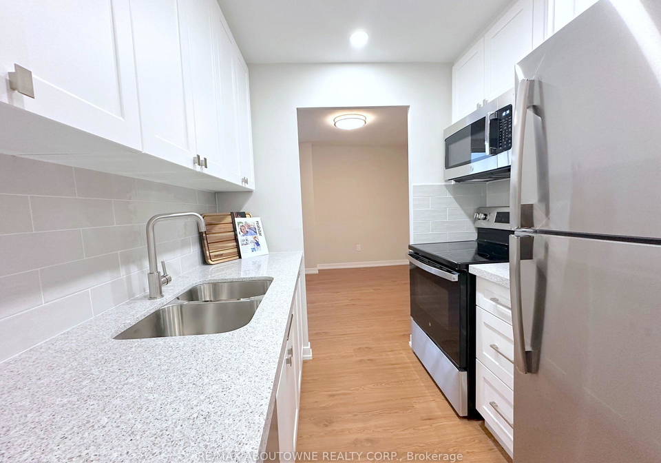 300-st-clair-avenue-w-toronto-toronto-ontario-c13724750