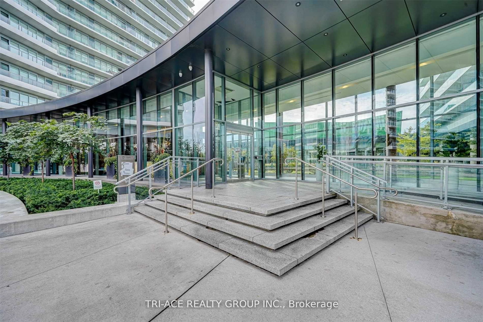 117-mcmahon-drive-toronto-north-york-ontario-c13725674