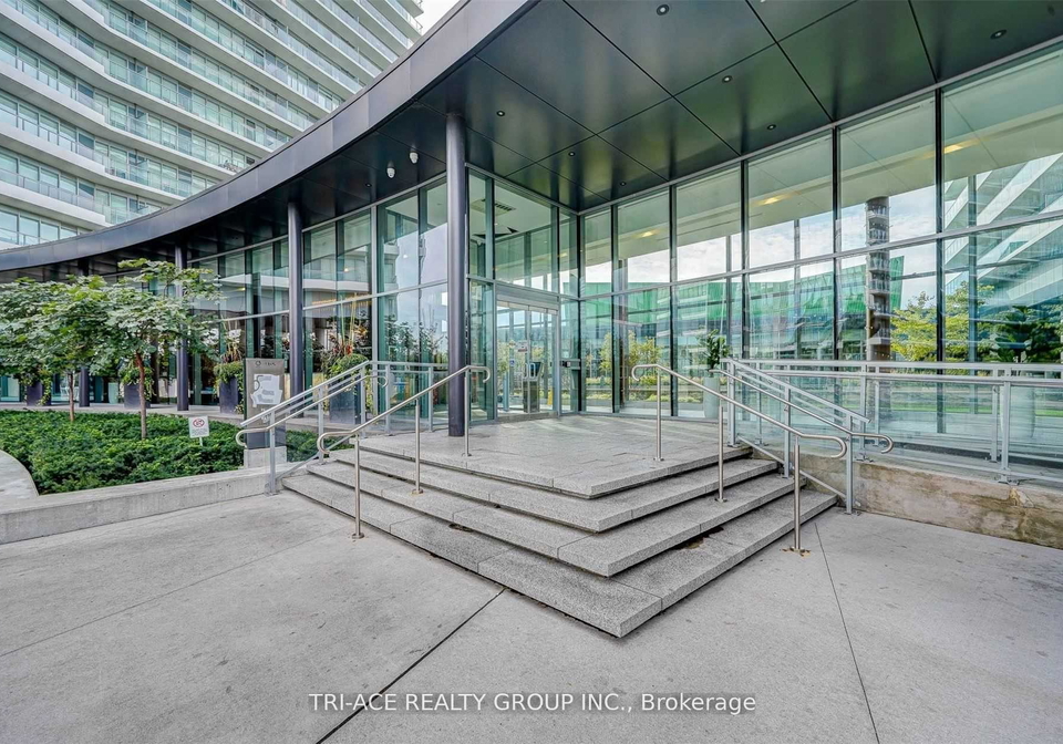 117-mcmahon-drive-toronto-north-york-ontario-c13725674