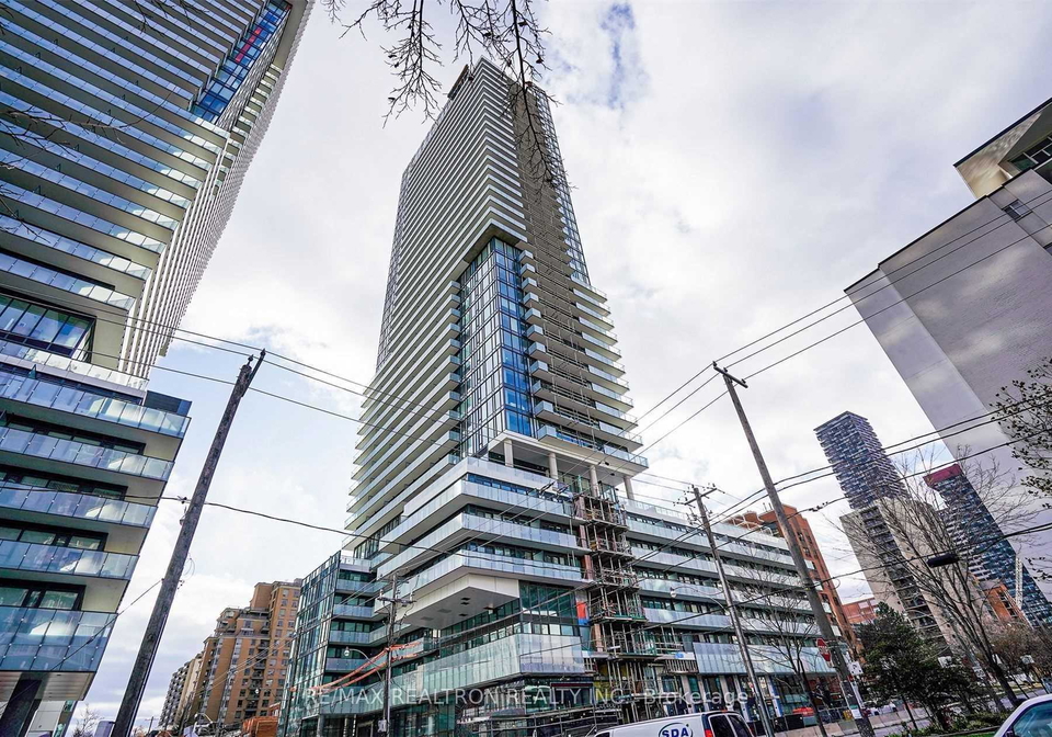 161-roehampton-avenue-toronto-toronto-ontario-c13725706