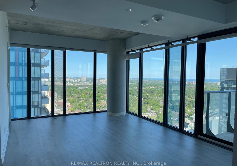 161-roehampton-avenue-toronto-toronto-ontario-c13725706