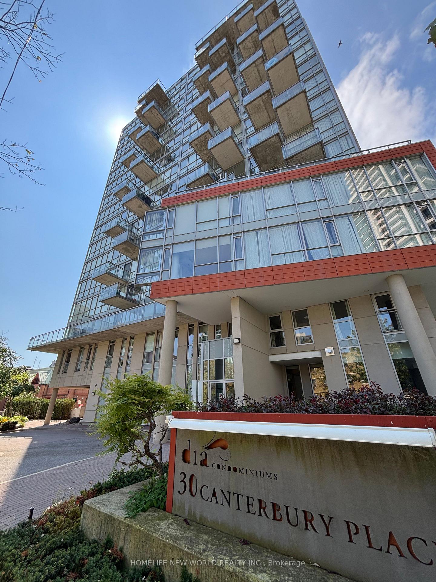 30-canterbury-place-toronto-toronto-ontario-c13725710