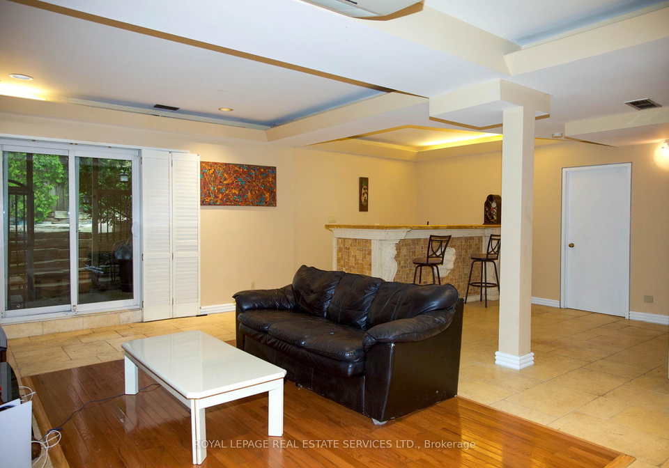 2b-debell-lane-toronto-north-york-ontario-c13725998