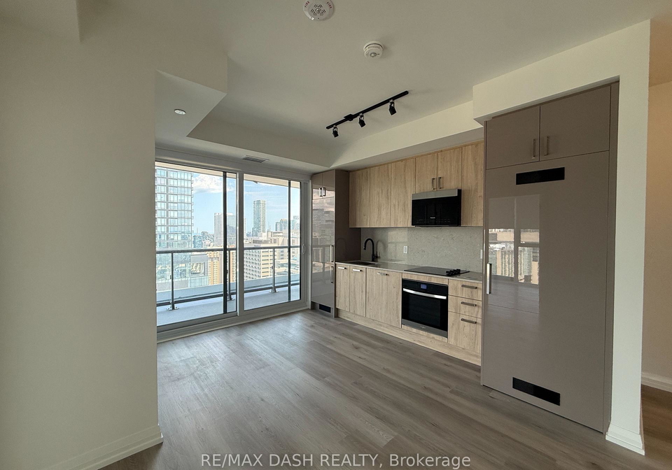 280-dundas-street-w-toronto-toronto-ontario-c13726080