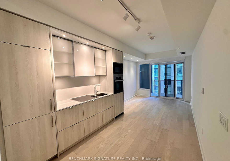 11-yorkville-avenue-toronto-toronto-ontario-c13726362