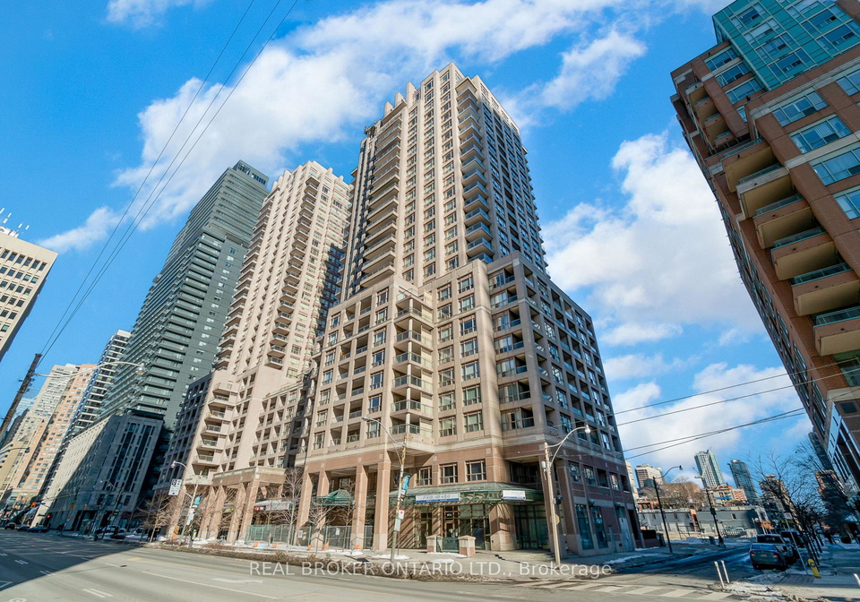 909-bay-street-toronto-toronto-ontario-c13726378