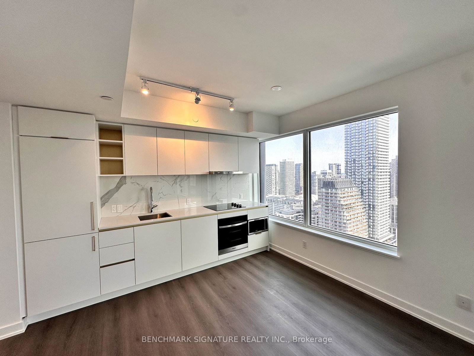 8-wellesley-street-w-toronto-toronto-ontario-c13726382