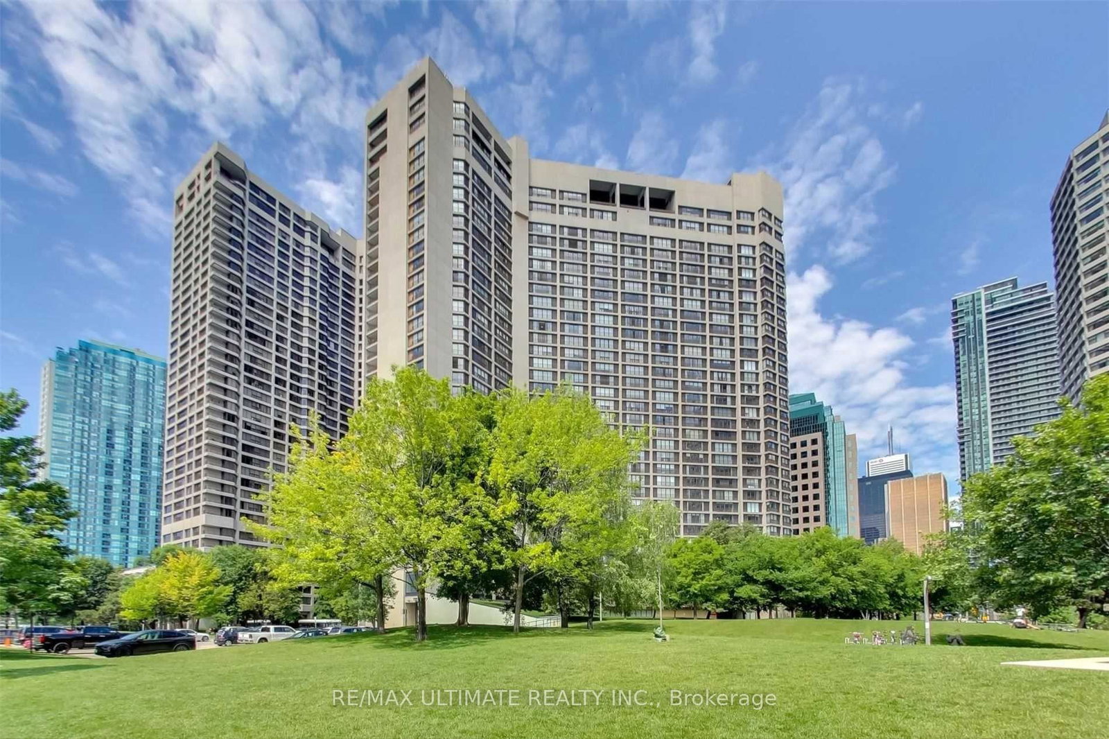 33-harbour-square-toronto-toronto-ontario-c13726402