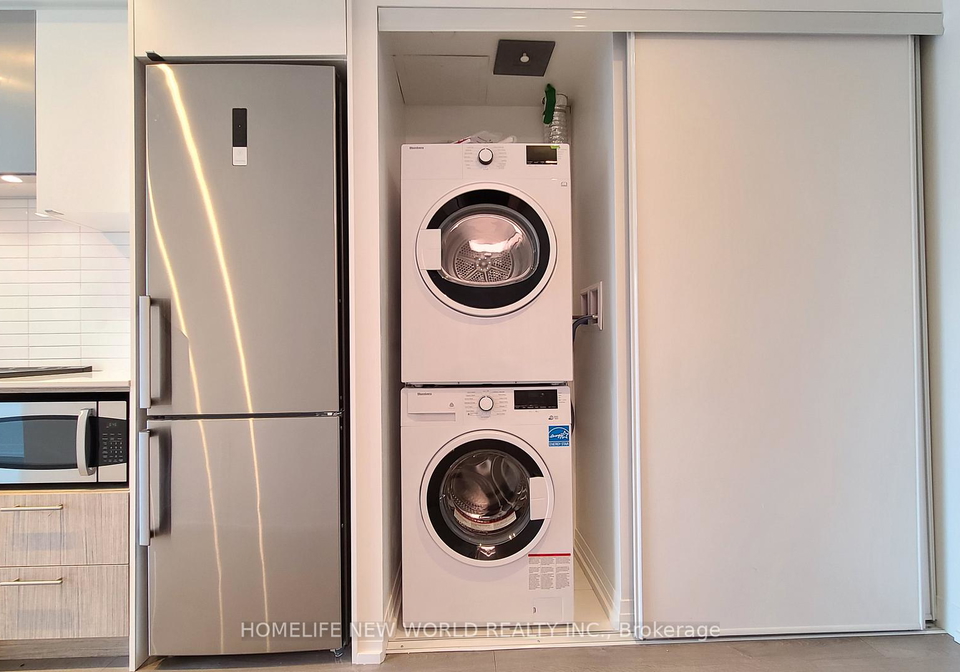 251-jarvis-street-toronto-toronto-ontario-c13726440