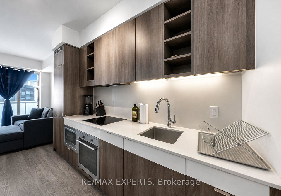 101-erskine-avenue-toronto-toronto-ontario-c13726512