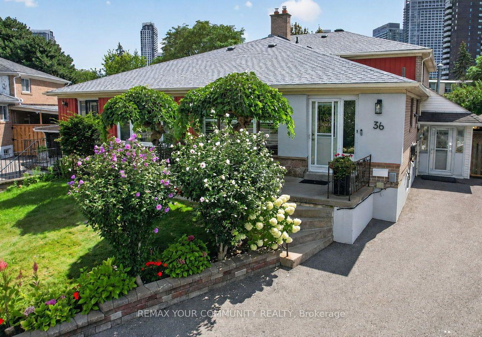 36-crossbow-crescent-toronto-north-york-ontario-c13726552