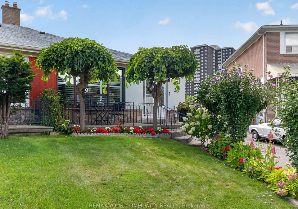 36-crossbow-crescent-toronto-north-york-ontario-c13726552