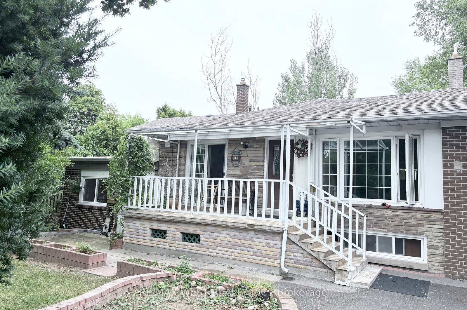 63-summerside-crescent-toronto-north-york-ontario-c13726922