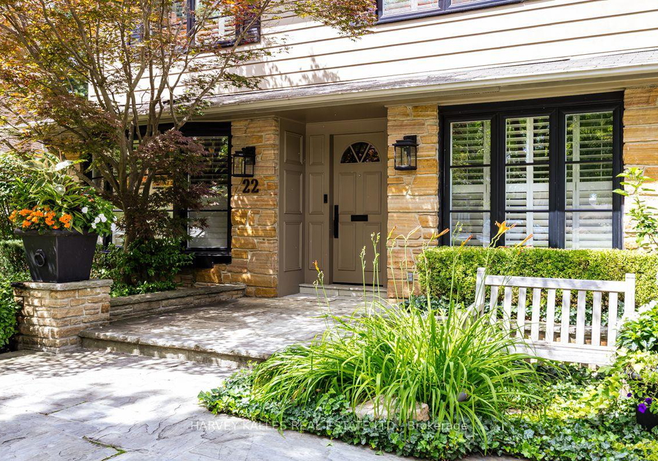 22-bamboo-grove-toronto-north-york-ontario-c13727240