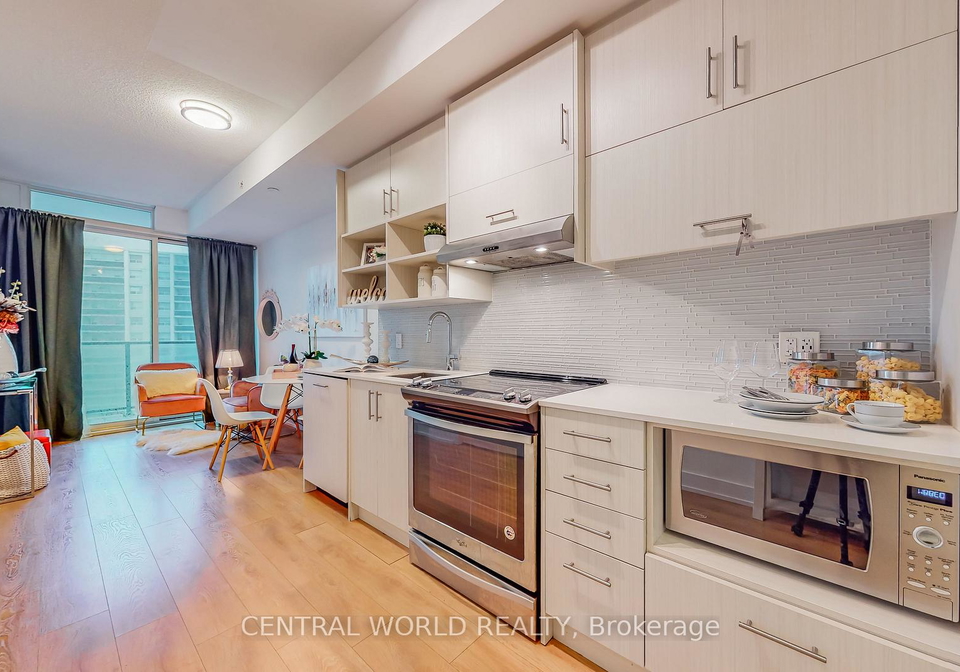 128-fairview-mall-drive-toronto-north-york-ontario-c13727392
