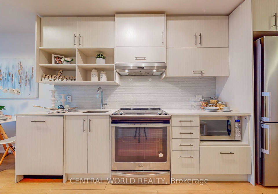 128-fairview-mall-drive-toronto-north-york-ontario-c13727392
