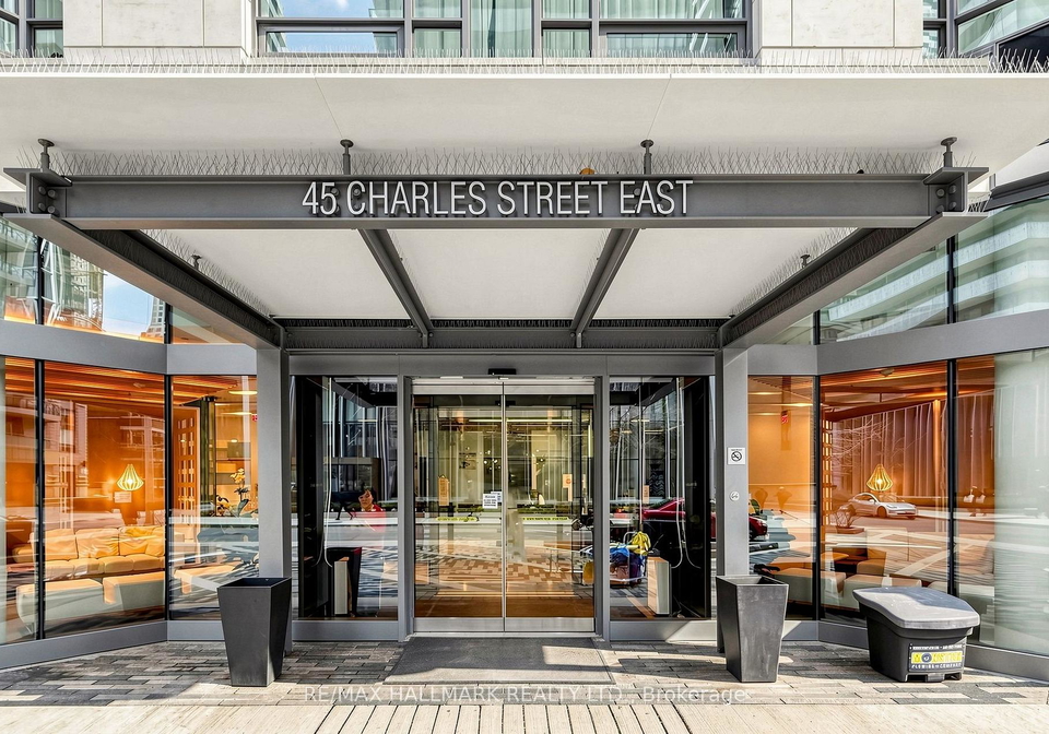 45-charles-street-e-toronto-toronto-ontario-c13727424