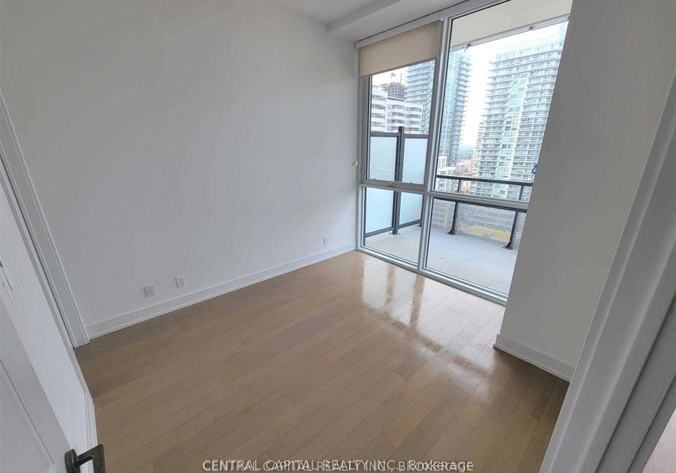 11-lillian-street-toronto-toronto-ontario-c13727484