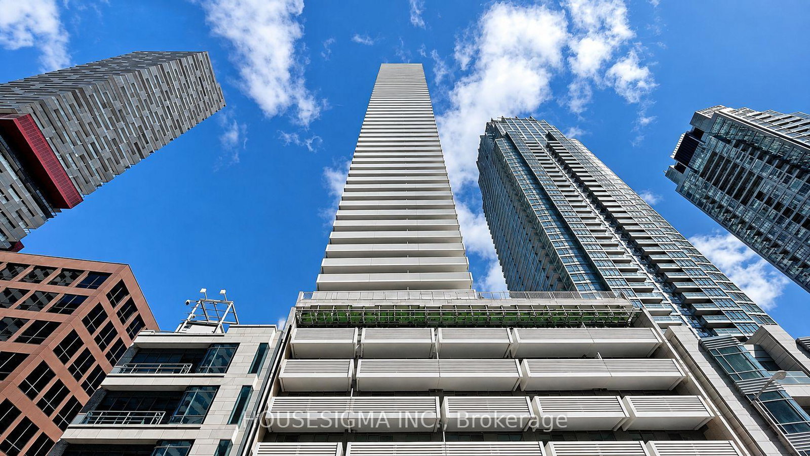 2221-yonge-street-toronto-toronto-ontario-c13727842