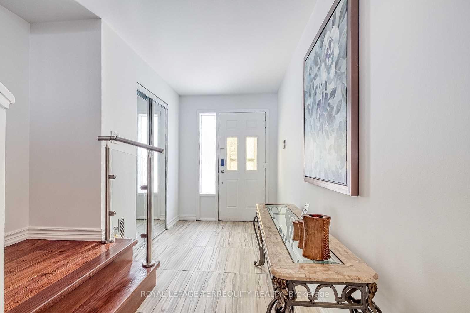 26-nebula-star-way-toronto-north-york-ontario-c13727936