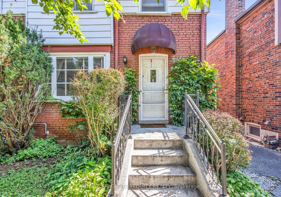 391-sutherland-drive-toronto-east-york-ontario-c13728200