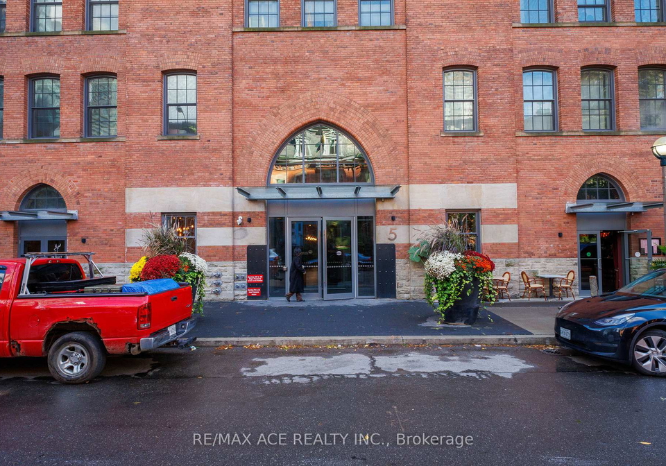 5-st-joseph-street-toronto-toronto-ontario-c13728500