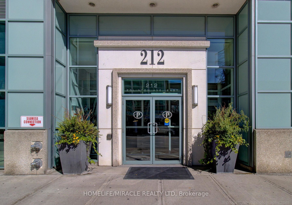 212-eglinton-avenue-toronto-toronto-ontario-c13728564