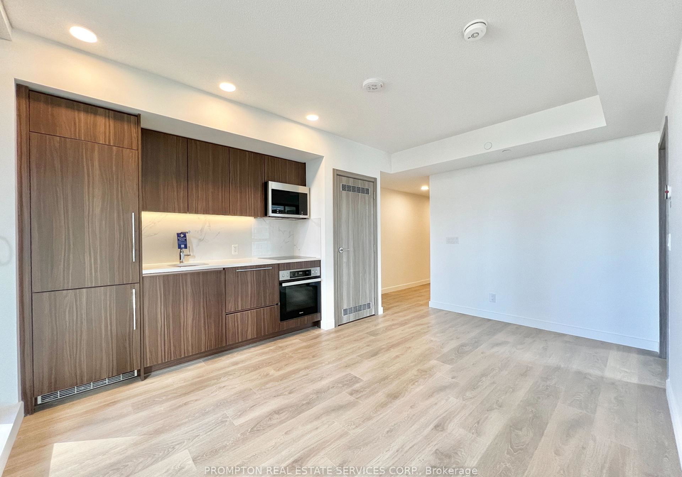 38-widmer-street-toronto-toronto-ontario-c13728954