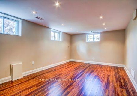 10-tinder-crescent-toronto-north-york-ontario-c13729218
