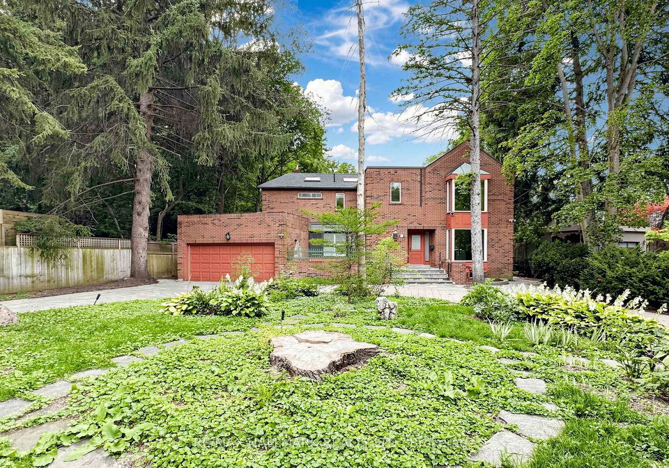 40-donino-avenue-toronto-north-york-ontario-c13729252
