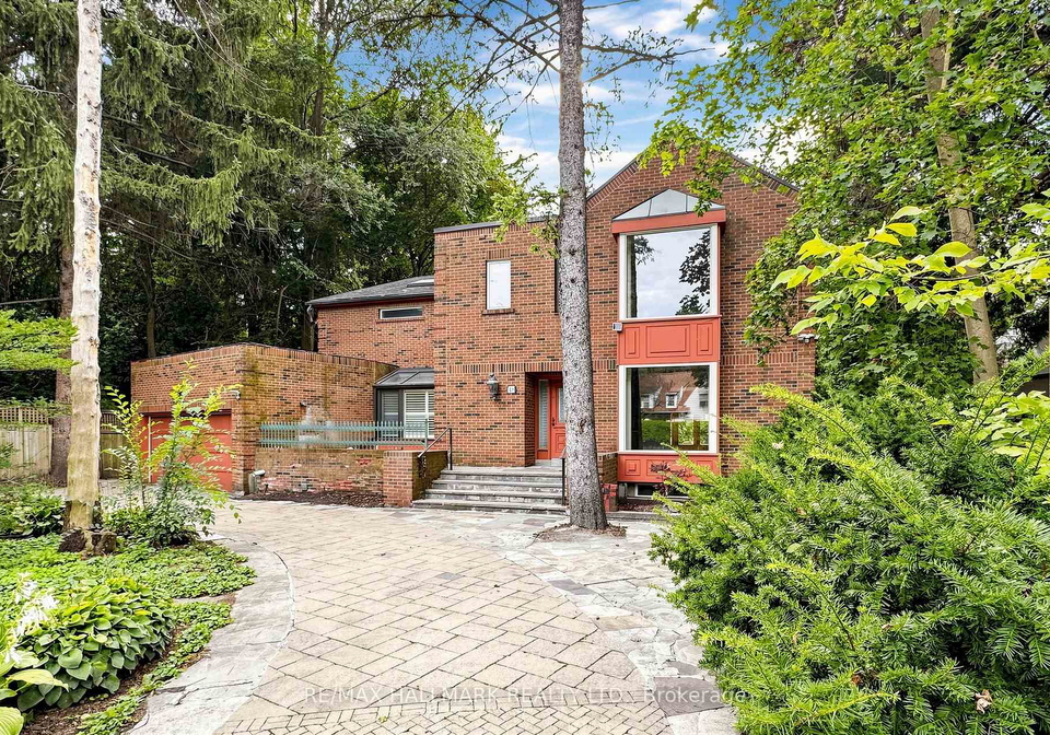 40-donino-avenue-toronto-north-york-ontario-c13729252