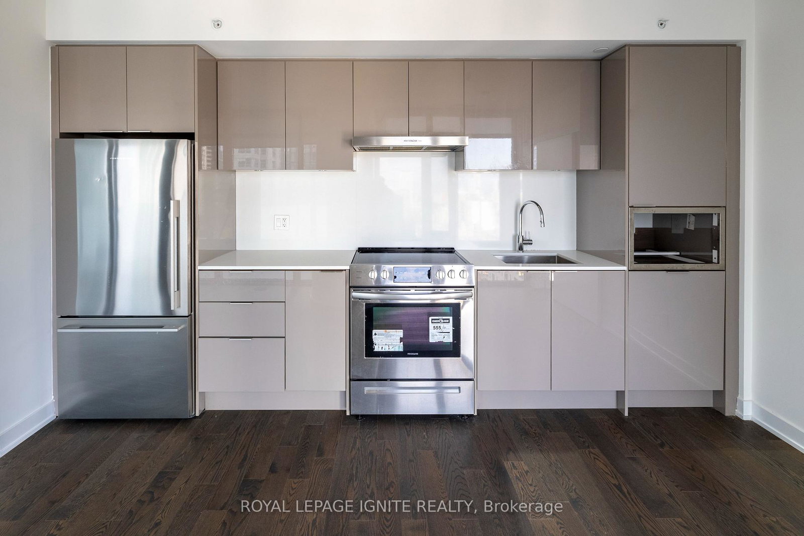 25-richmond-street-toronto-toronto-ontario-c13729608