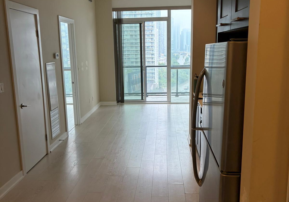 20-bruyeres-mews-toronto-toronto-ontario-c13729644