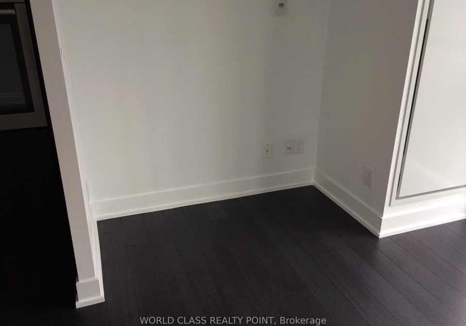 318-richmond-street-w-toronto-toronto-ontario-c13729862