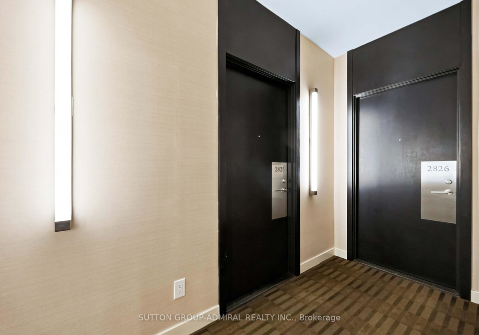 5-sheppard-avenue-e-toronto-north-york-ontario-c13729890