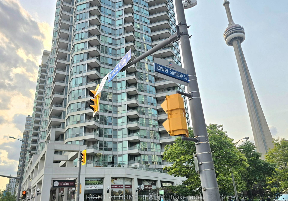 228-queens-quay-w-toronto-toronto-ontario-c13729892