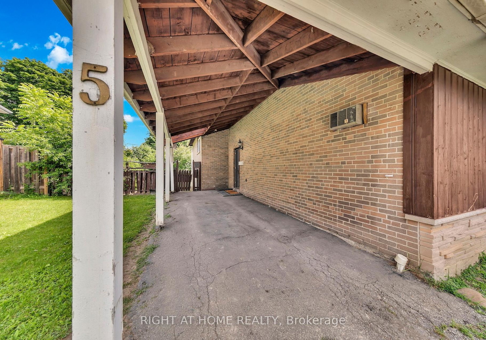 5-clareville-crescent-toronto-north-york-ontario-c13729902