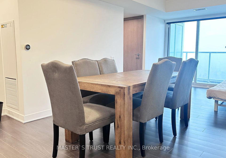 17-bathurst-street-toronto-toronto-ontario-c13729928