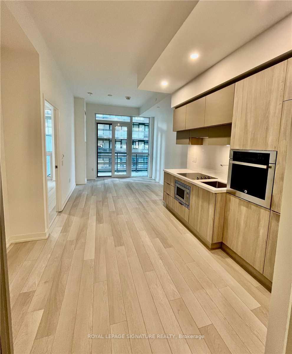 39-roehampton-avenue-toronto-toronto-ontario-c13730366