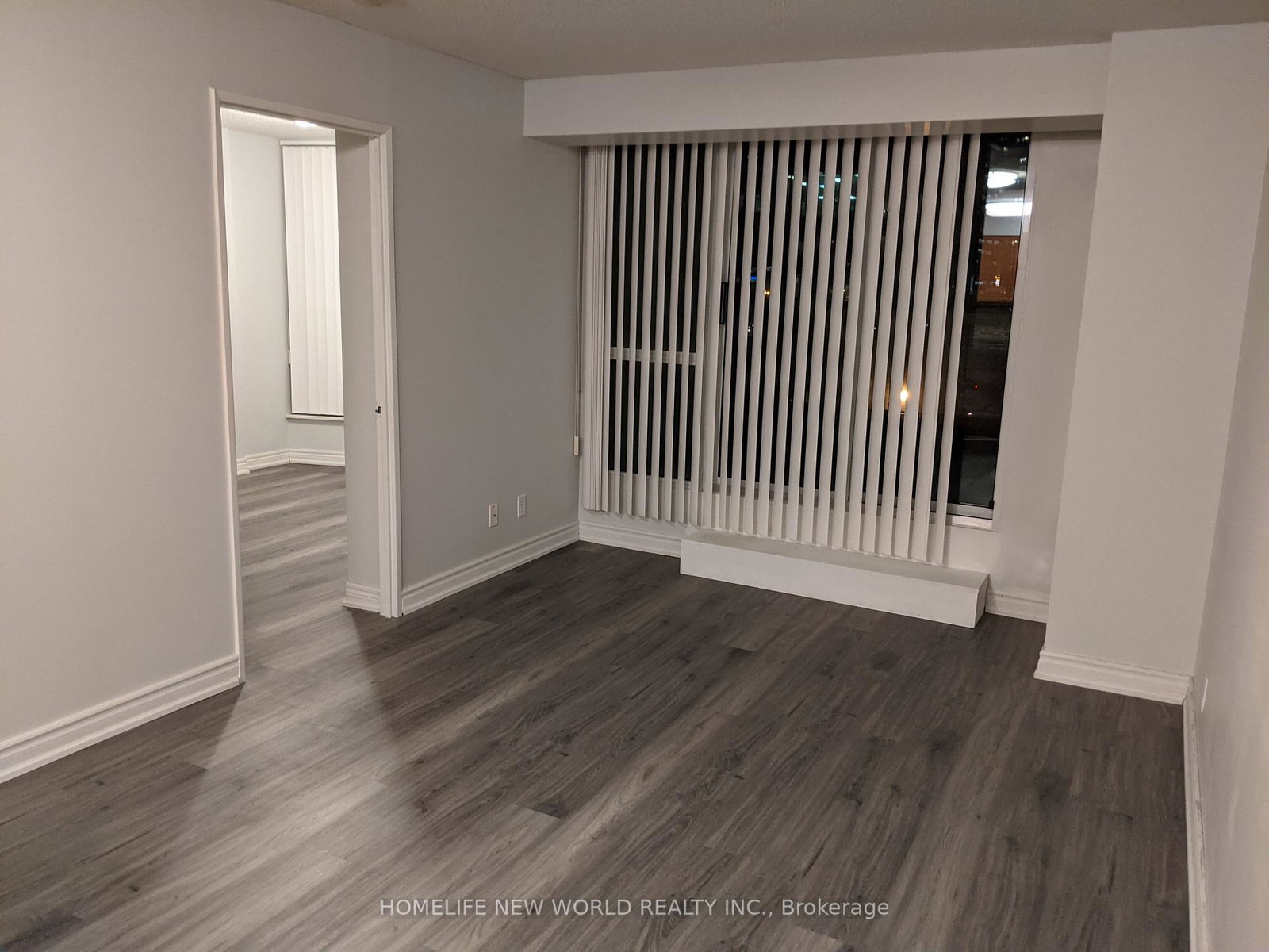 23-hollywood-avenue-toronto-north-york-ontario-c13730540