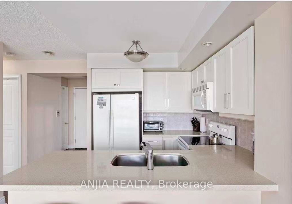 5-northtown-way-toronto-north-york-ontario-c13730684