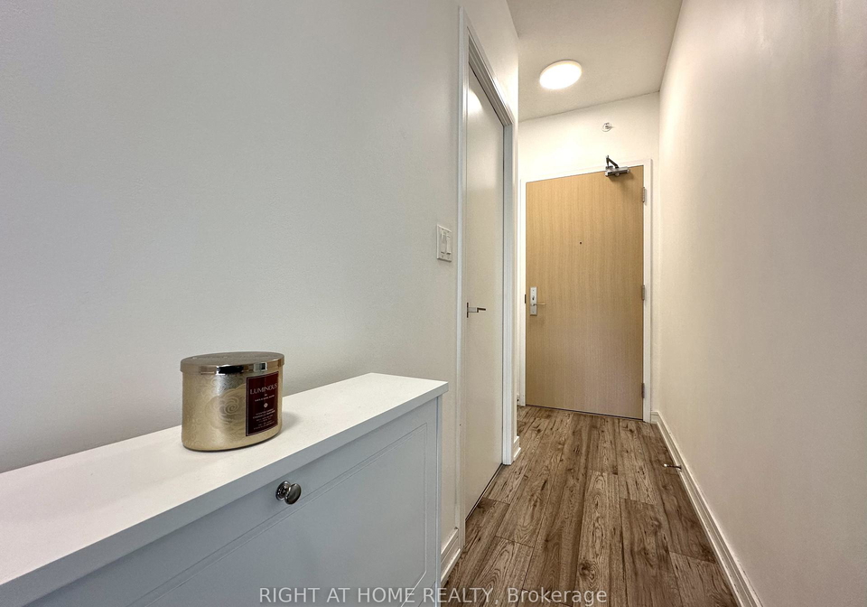 621-sheppard-avenue-e-toronto-north-york-ontario-c13731028